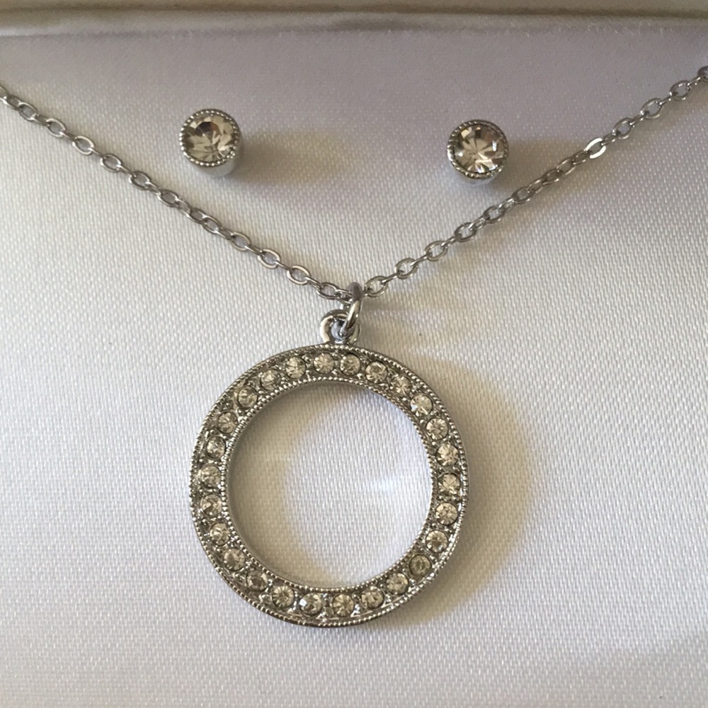 Necklace and Earring Set